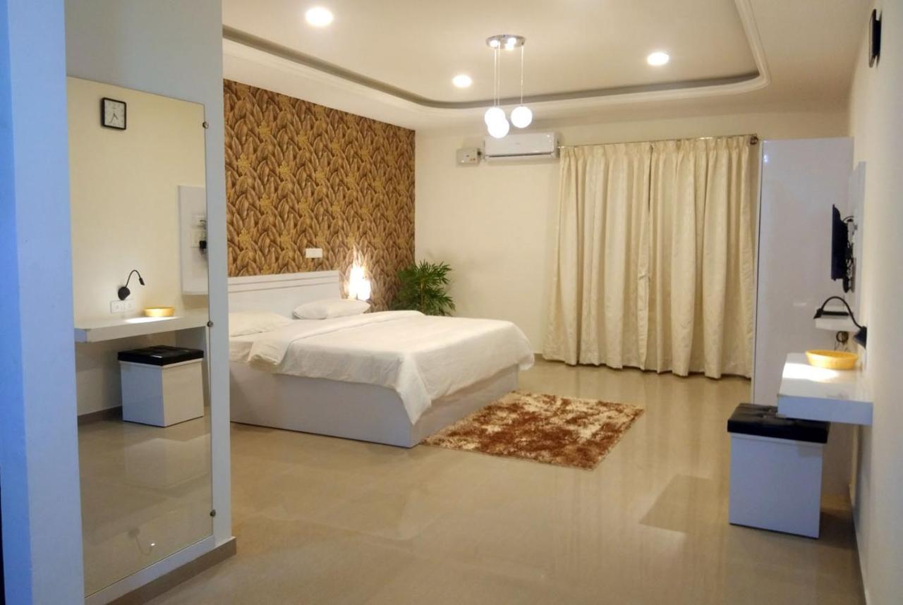 Rk - Inn Premium Suites บังกาลอร์ ภายนอก รูปภาพ